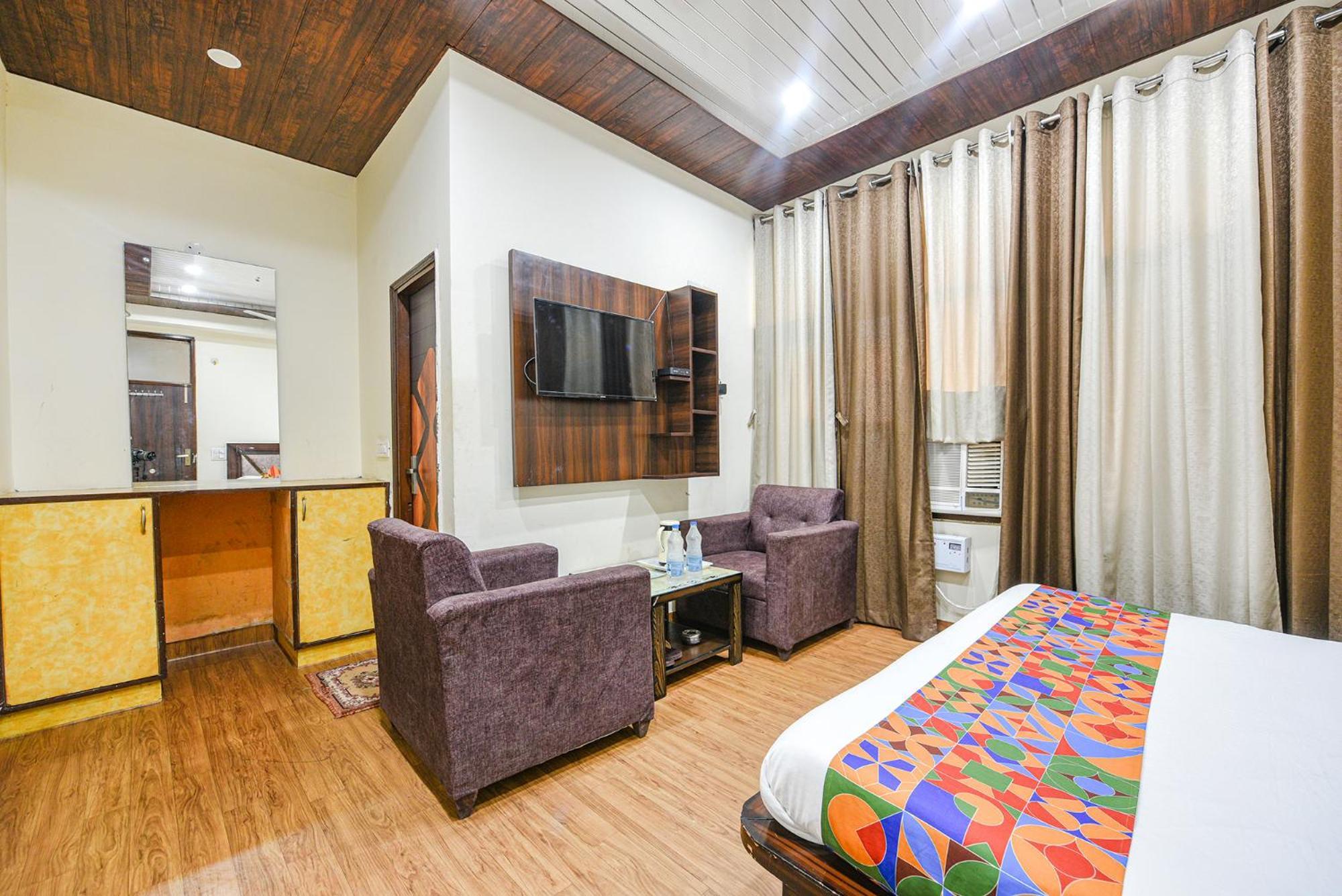 Fabhotel Royal Inn Chandīgarh 외부 사진