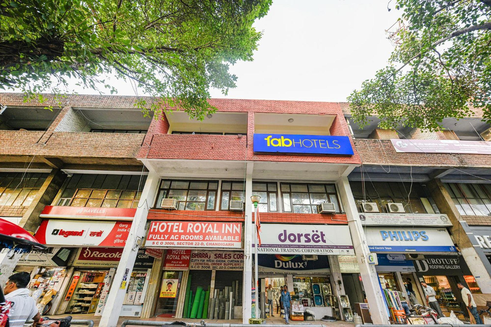 Fabhotel Royal Inn Chandīgarh 외부 사진