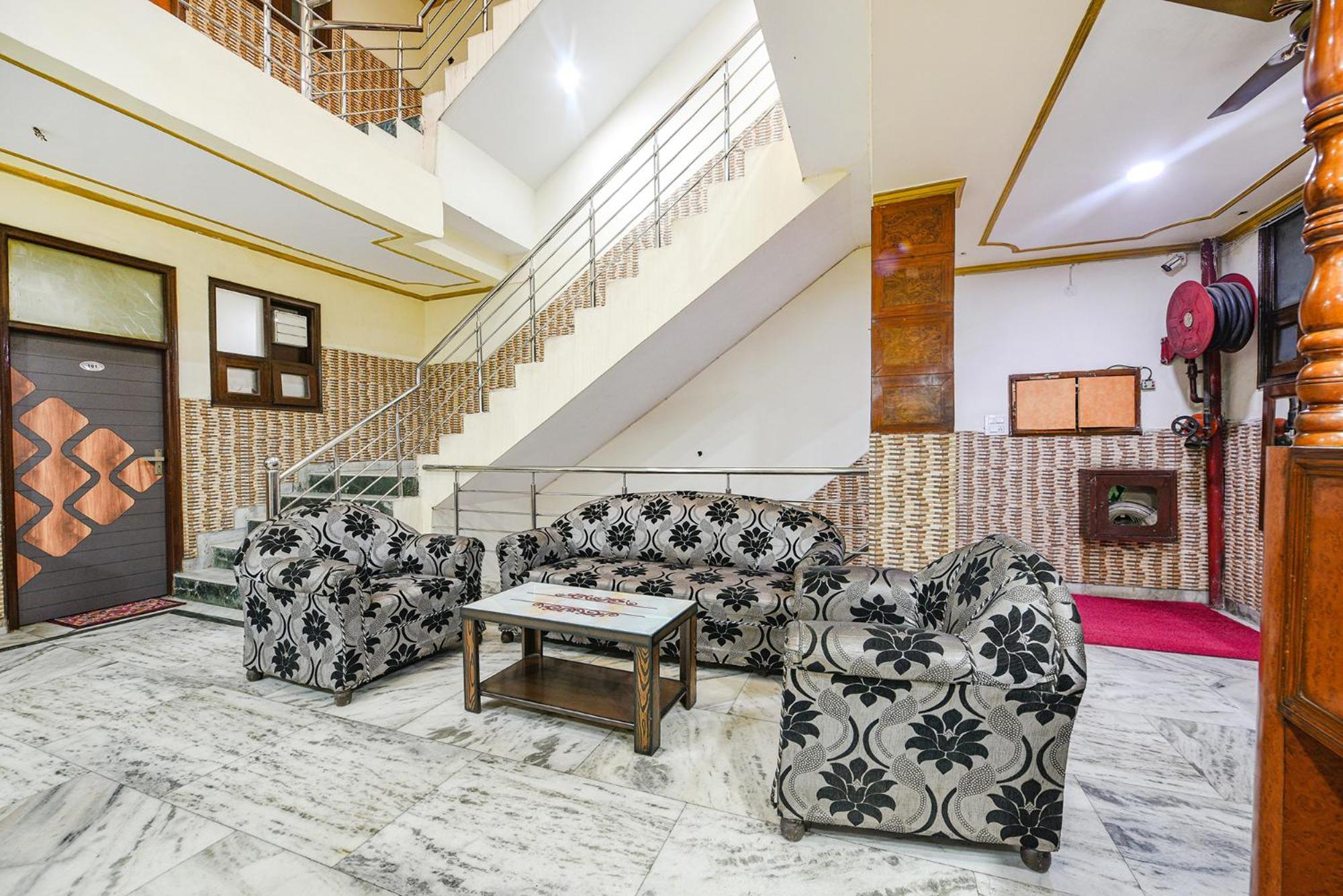 Fabhotel Royal Inn Chandīgarh 외부 사진