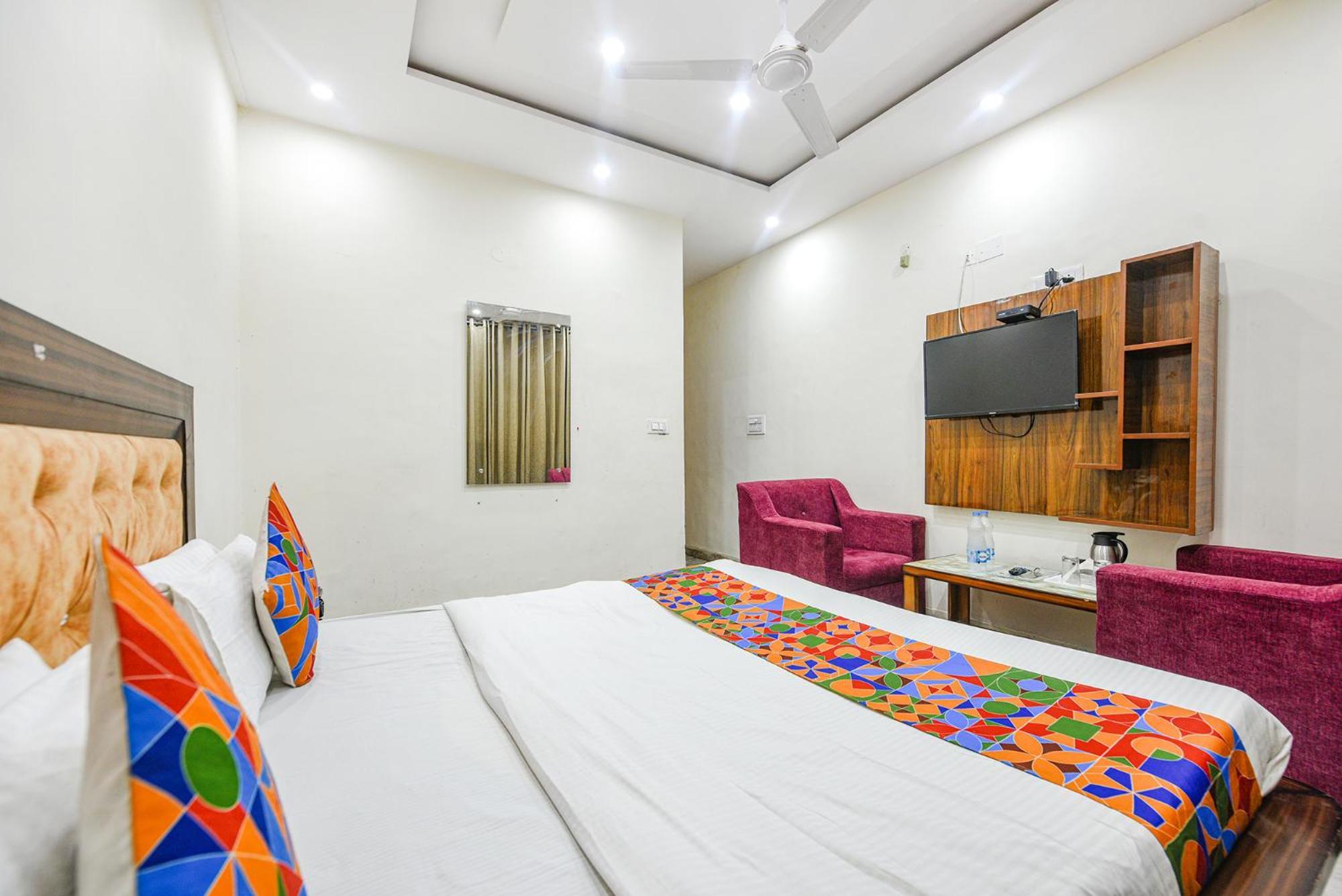Fabhotel Royal Inn Chandīgarh 외부 사진